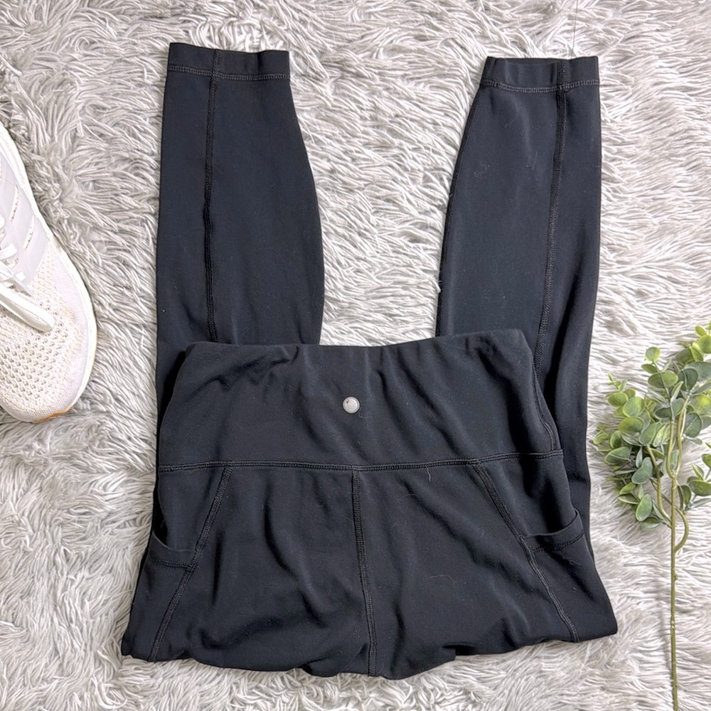 Yogalicious Black High-Waisted Leggings with pockets size S